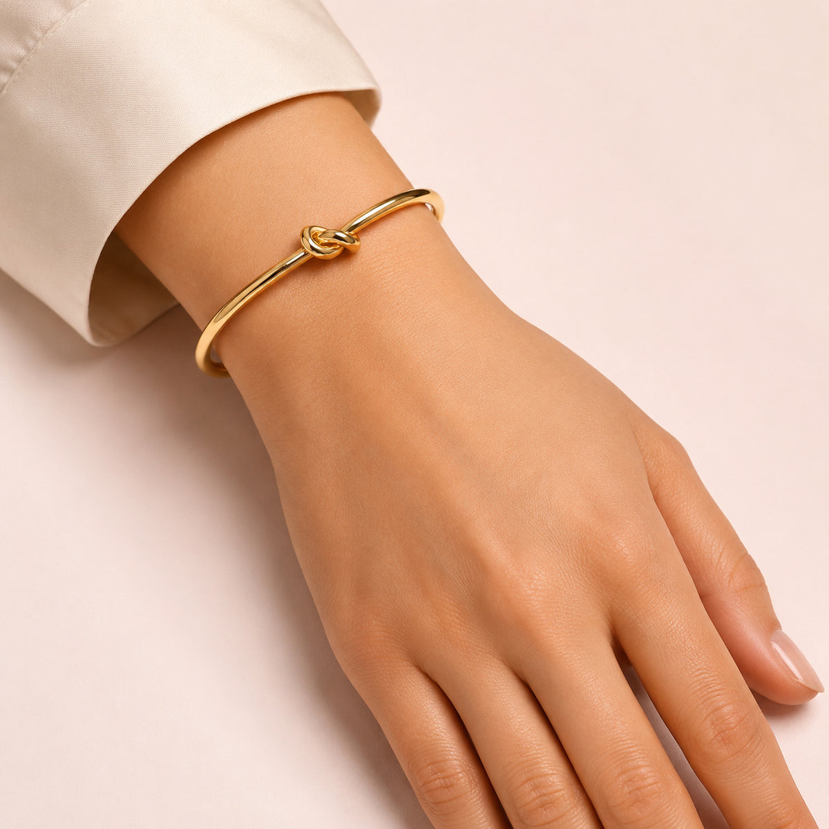 Amara Gold Knot Cuff Bracelet – Waterproof & Anti-Tarnish