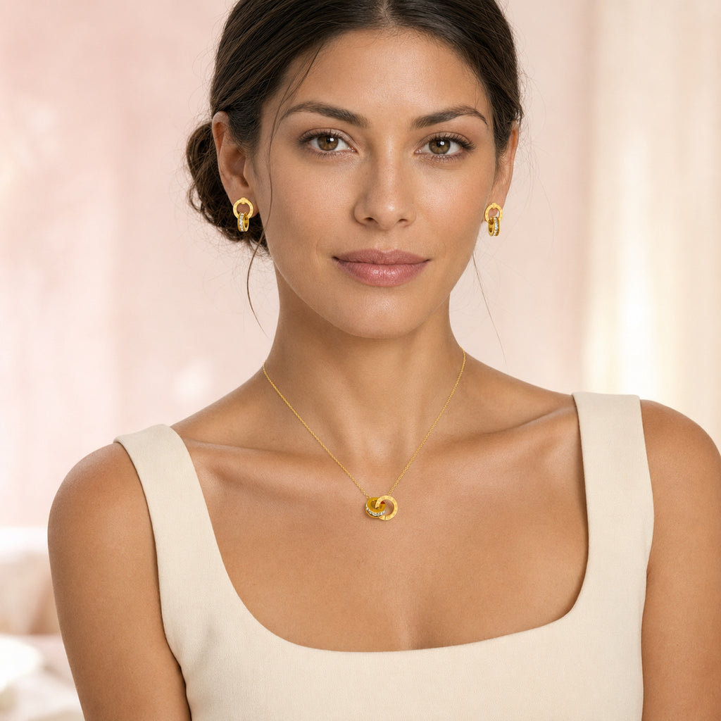 Eterna Interlock Necklace – Double Circle Pendant Necklace