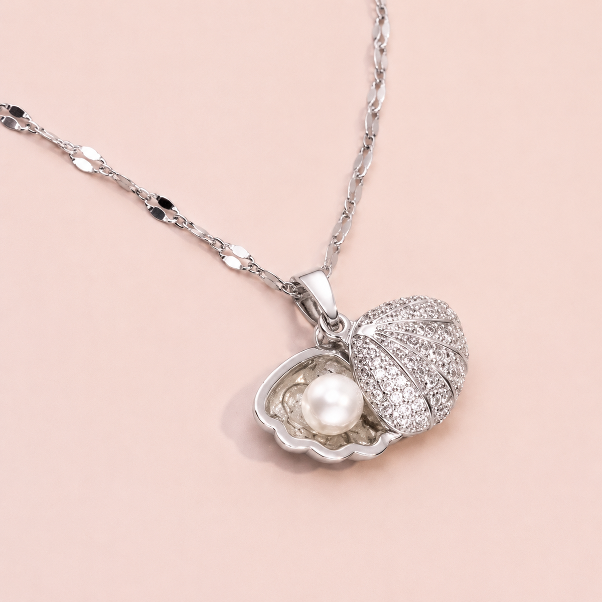 Pearl of the Sea Shell Necklace – Crystal Pearl Pendant